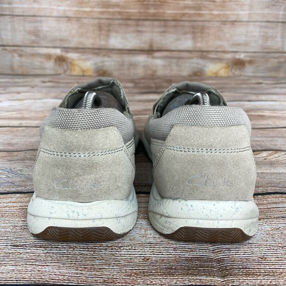 Clarks Slip On loafers Men Size 11.5 Casual Shoes - Beige - NEW - Picture 2 of 9